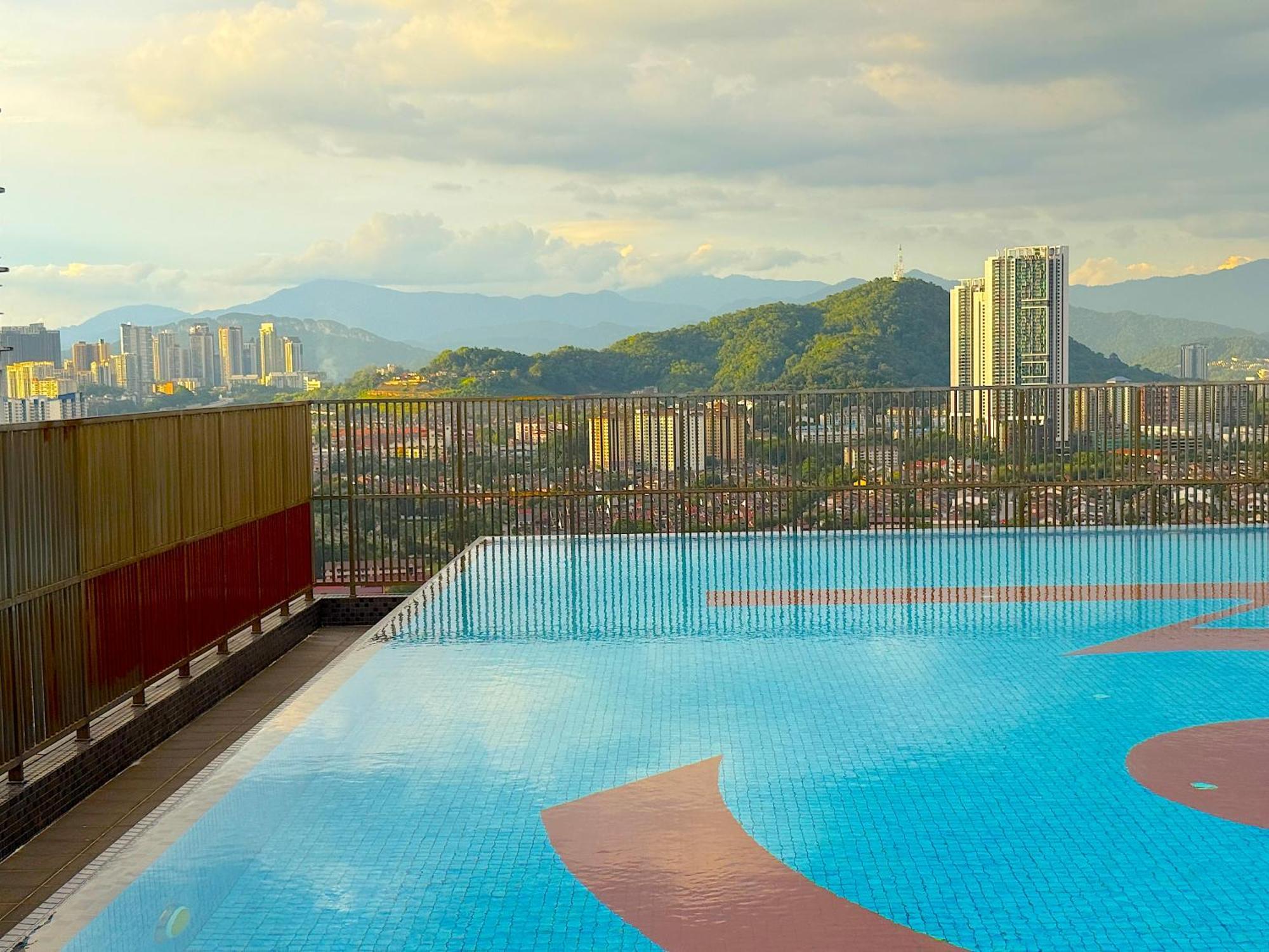 3 Towers Jalan Ampang By Serenity Vacation Homes Kuala Lumpur Exterior photo