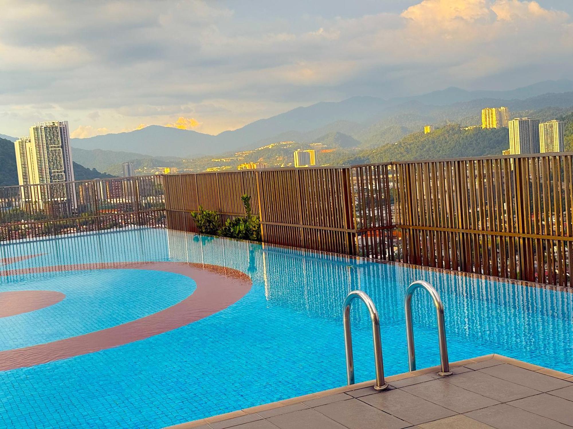 3 Towers Jalan Ampang By Serenity Vacation Homes Kuala Lumpur Exterior photo